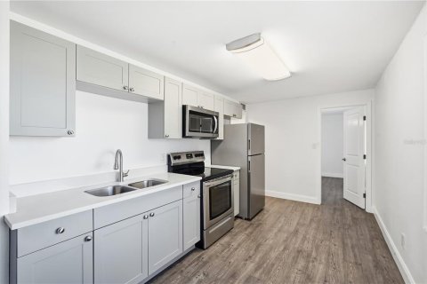 Apartment in Brandon, Florida 1 bedroom, 69.68 sq.m. № 2379453 - photo 10