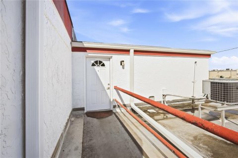 Apartment in Brandon, Florida 1 bedroom, 69.68 sq.m. № 2379453 - photo 3