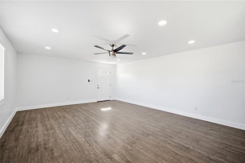 Apartment in Brandon, Florida 1 bedroom, 69.68 sq.m. № 2379453 - photo 8