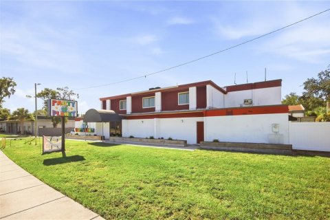 Apartment in Brandon, Florida 1 bedroom, 69.68 sq.m. № 2379453 - photo 5