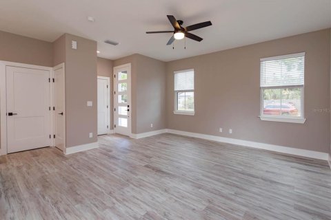 Duplex in Orlando, Florida 3 bedrooms, 162.67 sq.m. № 1615659 - photo 3