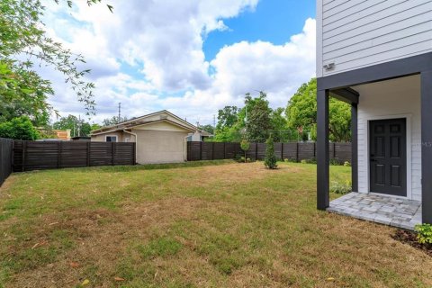 Duplex in Orlando, Florida 3 bedrooms, 162.67 sq.m. № 1615659 - photo 25