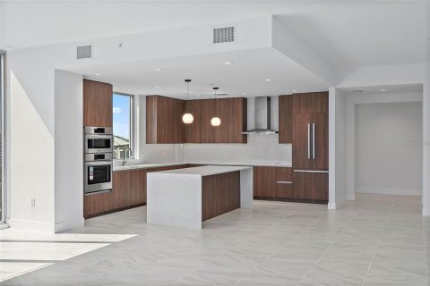 Condominio en alquiler en Saint Petersburg, Florida, 2 dormitorios, 213.4 m2 № 1919318 - foto 6