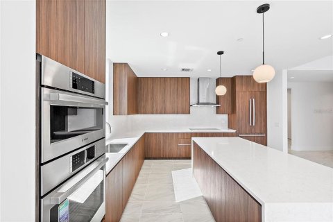 Condominio en alquiler en Saint Petersburg, Florida, 2 dormitorios, 213.4 m2 № 1919318 - foto 7