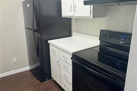 Copropriété à louer à Altamonte Springs, Floride: 2 chambres, 91.42 m2 № 2388706 - photo 3