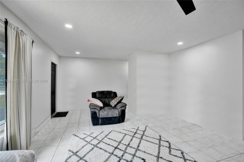 House in Tamarac, Florida 2 bedrooms, 120.22 sq.m. № 2027711 - photo 22