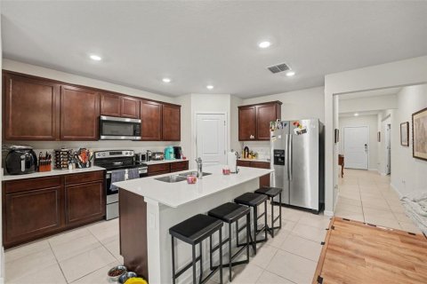 Купить виллу или дом в Лейкленд, Флорида 8 комнат, 154.31м2, № 2425637 - фото 7
