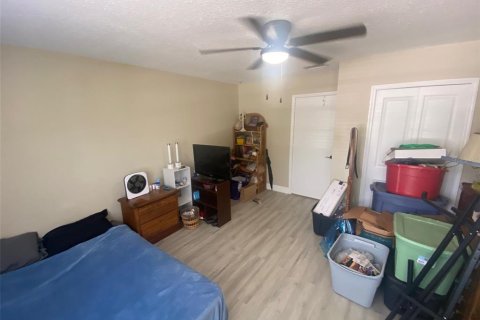 Casa en venta en Tampa, Florida, 4 dormitorios, 124.86 m2 № 2200804 - foto 14