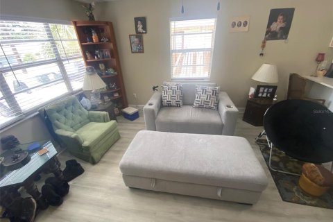 Casa en venta en Tampa, Florida, 4 dormitorios, 124.86 m2 № 2200804 - foto 4