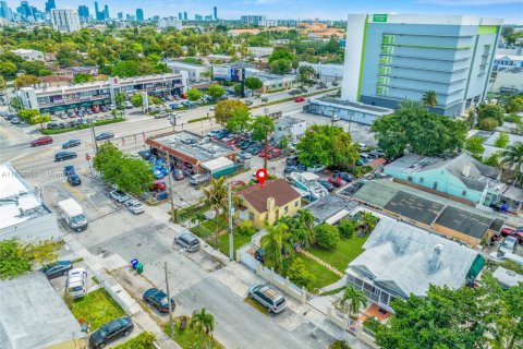 Immobilier commercial à vendre à Miami, Floride № 1987279 - photo 6