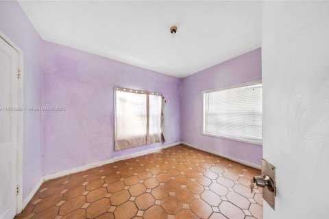 Immobilier commercial à vendre à Miami, Floride № 1987279 - photo 28