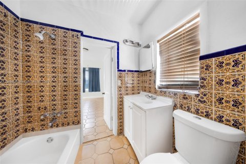 Immobilier commercial à vendre à Miami, Floride № 1987279 - photo 30