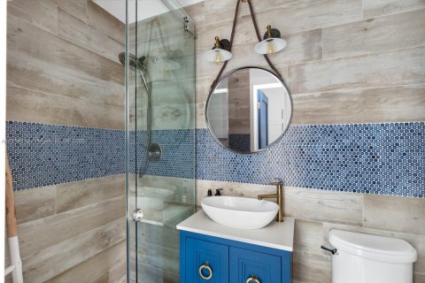 House in Coral Gables, Florida 6 bedrooms, 492.85 sq.m. № 1967000 - photo 22