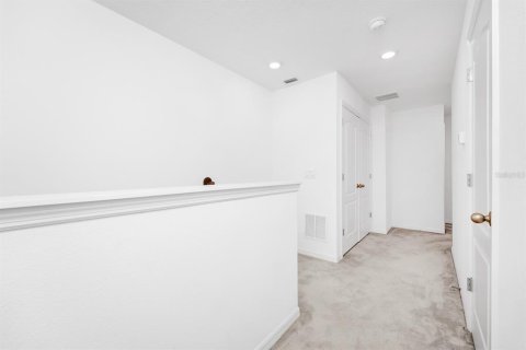 Townhouse in Davenport, Florida 3 bedrooms, 156.26 sq.m. № 1687614 - photo 15