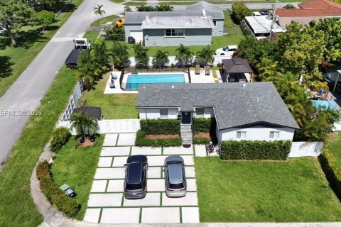 Villa ou maison à Miami, Floride 3 chambres, 102.19 m2 № 2254793