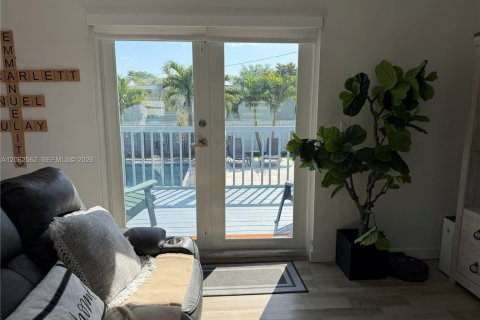 Villa ou maison à vendre à Miami, Floride: 3 chambres, 102.19 m2 № 2254793 - photo 10