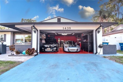 House in Clearwater, Florida 3 bedrooms, 125.42 sq.m. № 1740413 - photo 3