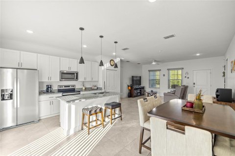 Casa en venta en Ocala, Florida, 4 dormitorios, 146.79 m2 № 1866150 - foto 9