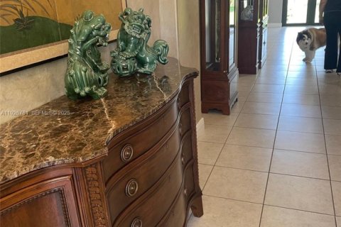 Снять в аренду виллу или дом в Купер-Сити, Флорида 4 спальни, 252.69м2, № 1986649 - фото 2