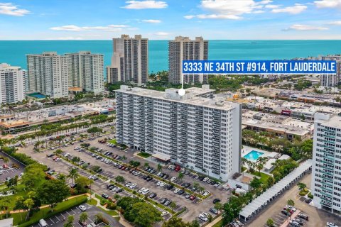 Condominio en Fort Lauderdale, Florida, 1 dormitorio  № 1966775