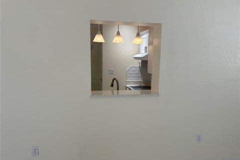 Casa en venta en Seminole, Florida, 2 dormitorios, 102.56 m2 № 1536242 - foto 9