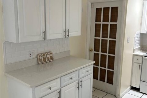 Casa en venta en Seminole, Florida, 2 dormitorios, 102.56 m2 № 1536242 - foto 8