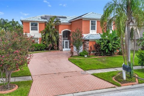 House in Riverview, Florida 4 bedrooms, 358.14 sq.m. № 1839826 - photo 1