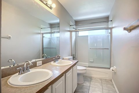 House in Riverview, Florida 4 bedrooms, 358.14 sq.m. № 1839826 - photo 28