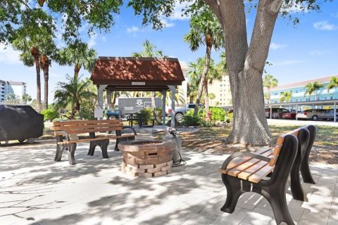 Condominio en venta en Dunedin, Florida, 1 dormitorio, 74.51 m2 № 1558359 - foto 19