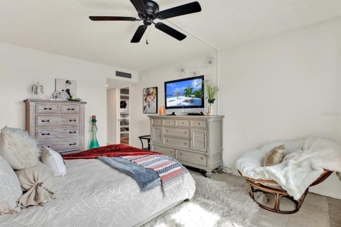 Condominio en venta en Dunedin, Florida, 1 dormitorio, 74.51 m2 № 1558359 - foto 11