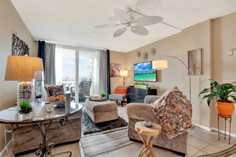 Condominio en venta en Dunedin, Florida, 1 dormitorio, 74.51 m2 № 1558359 - foto 7