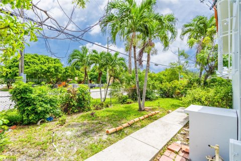 House in Miami, Florida 3 bedrooms, 99.13 sq.m. № 1994762 - photo 27