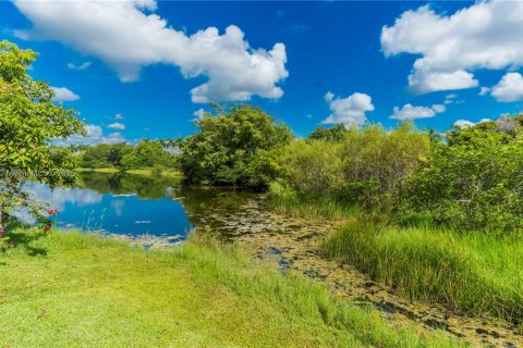 Casa en venta en Miramar, Florida, 4 dormitorios, 266.63 m2 № 1889447 - foto 28