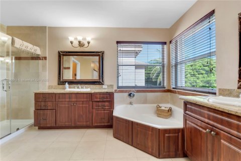Casa en venta en Miramar, Florida, 4 dormitorios, 266.63 m2 № 1889447 - foto 13