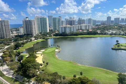 Condo in Aventura, Florida, 2 bedrooms  № 1749838 - photo 3