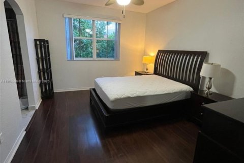 Adosado en alquiler en Dania Beach, Florida, 3 dormitorios, 150.13 m2 № 1953593 - foto 2