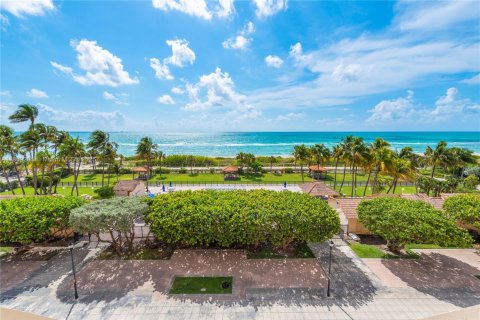 Condo in Miami Beach, Florida, 1 bedroom № 1979916 - photo 7