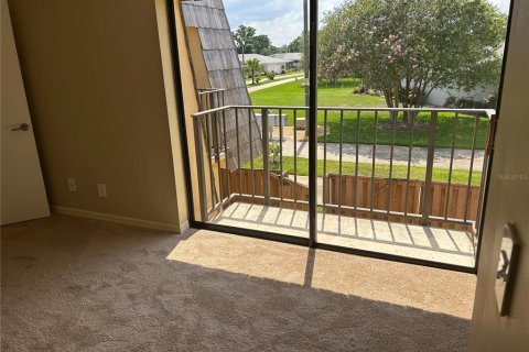 Townhouse in Leesburg, Florida 2 bedrooms, 119.66 sq.m. № 1767009 - photo 11