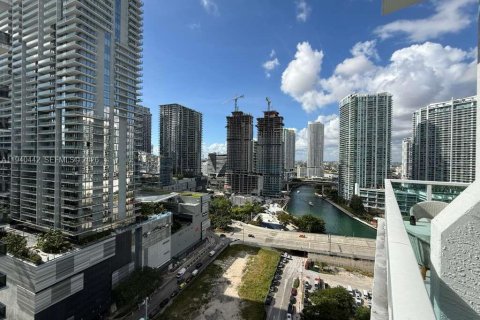Condominio en alquiler en Miami, Florida, 1 dormitorio, 91.69 m2 № 1998492 - foto 22