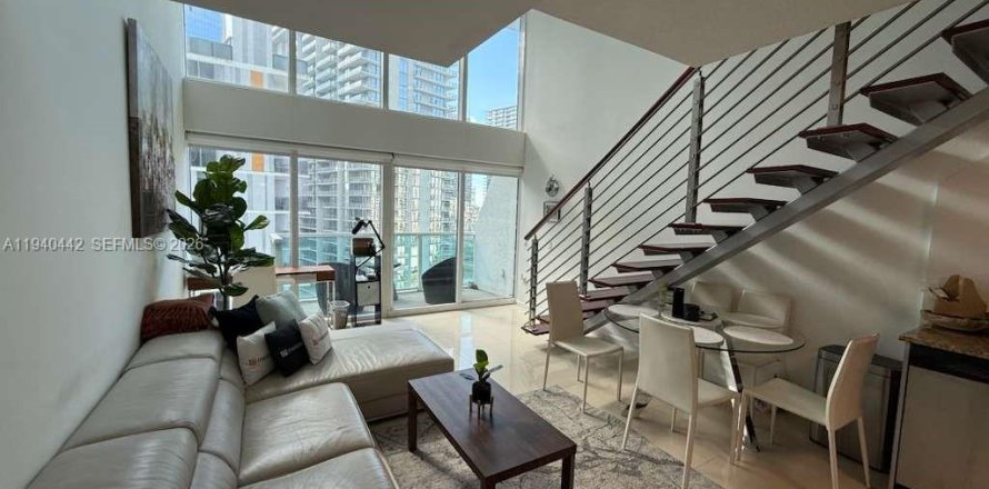 Condominio en Miami, Florida, 1 dormitorio № 1998492