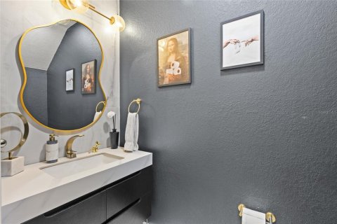 Townhouse in Orlando, Florida 3 bedrooms, 156.26 sq.m. № 1781307 - photo 9