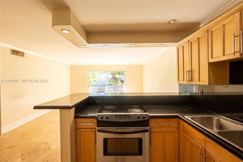 Copropriété à vendre à Miami, Floride: 2 chambres, 88.72 m2 № 2001165 - photo 4