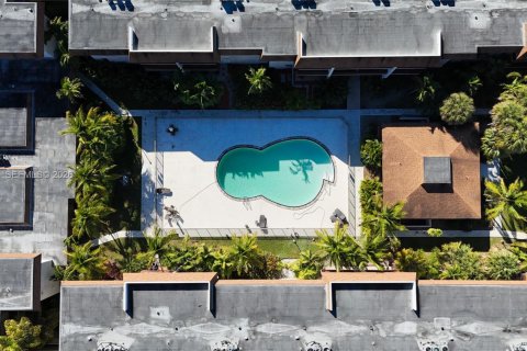 Copropriété à vendre à Miami, Floride: 2 chambres, 88.72 m2 № 2001165 - photo 27