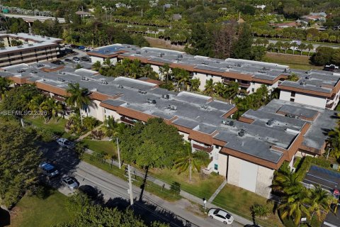 Copropriété à vendre à Miami, Floride: 2 chambres, 88.72 m2 № 2001165 - photo 20