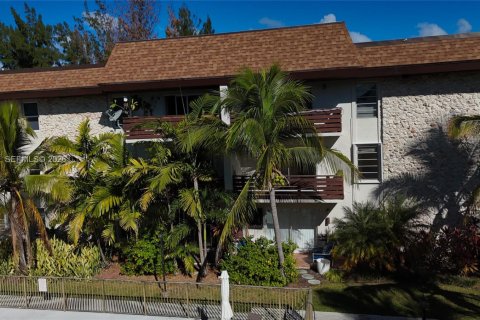 Copropriété à vendre à Miami, Floride: 2 chambres, 88.72 m2 № 2001165 - photo 19