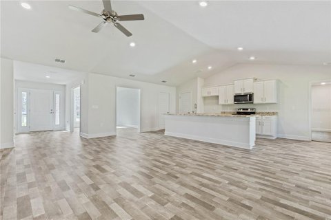 Casa en venta en Palm Coast, Florida, 4 dormitorios, 196.67 m2 № 1649861 - foto 9