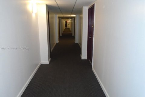 Copropriété à louer à Lauderhill, Floride: 2 chambres, 90.3 m2 № 2016780 - photo 3