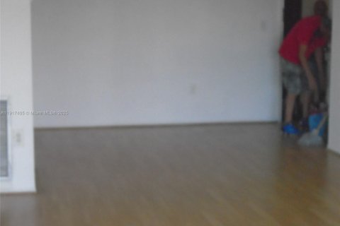 Copropriété à louer à Lauderhill, Floride: 2 chambres, 90.3 m2 № 2016780 - photo 15