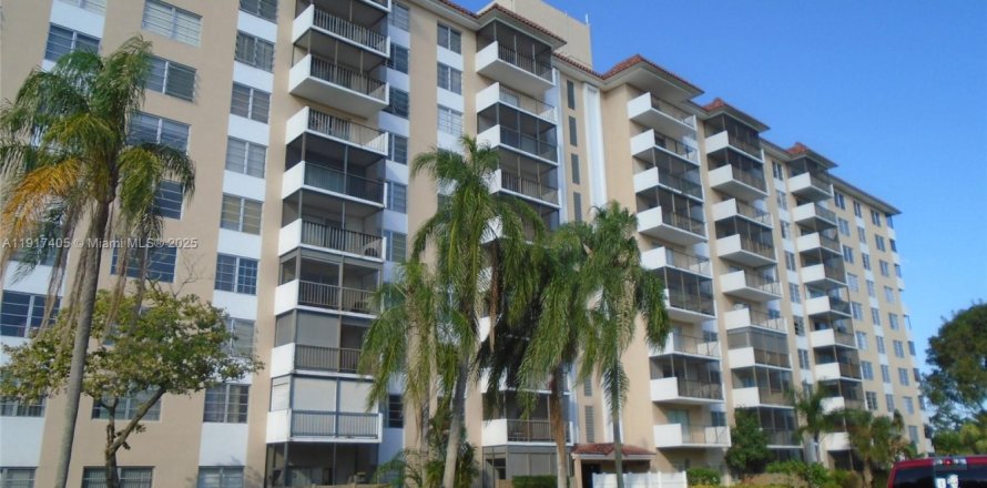 Condo à Lauderhill, Floride, 2 chambres  № 2016780
