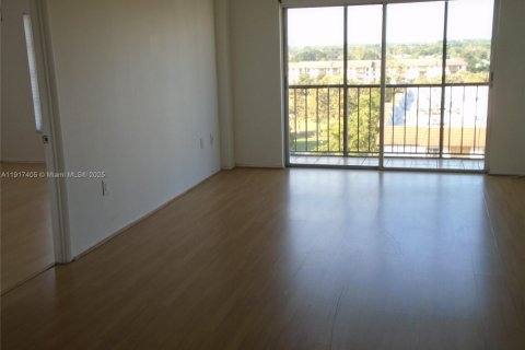 Copropriété à louer à Lauderhill, Floride: 2 chambres, 90.3 m2 № 2016780 - photo 4